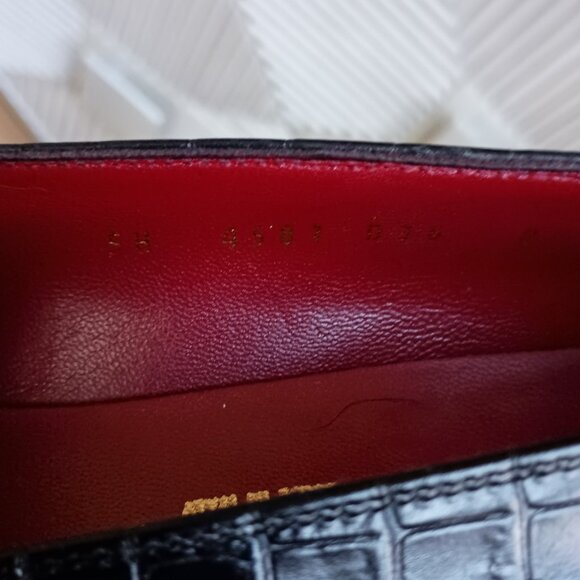 SALVATORE FERRAGAMO Black LEATHER LOAFER - Picture 7 of 8